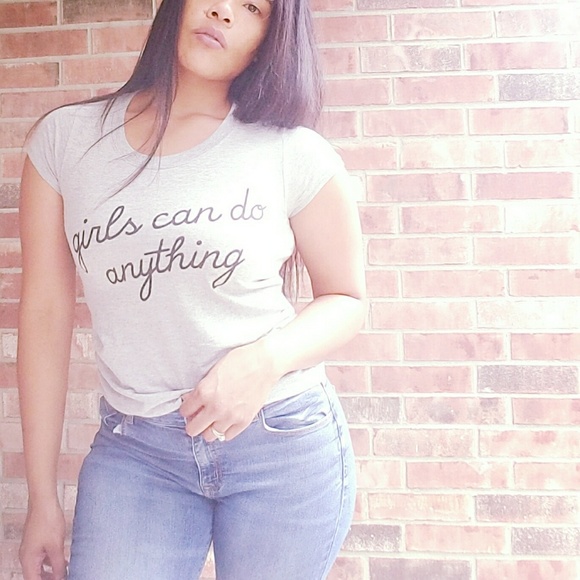 Tops - Juniors Shortsleeve TShirt GIRLS CAN DO ANYTHING